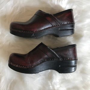 Dansko Nursing Shoe, Size 6